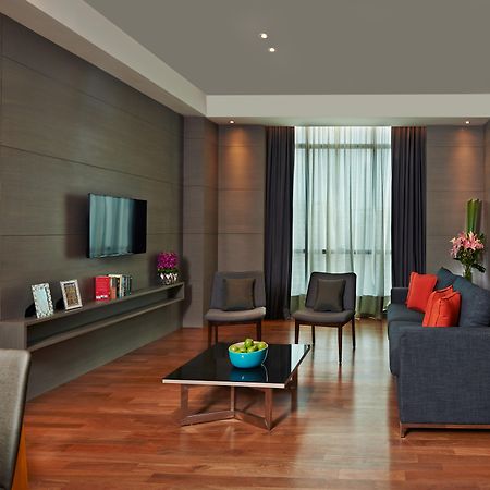 Ve Hotel & Residence Куала Лумпур Екстериор снимка